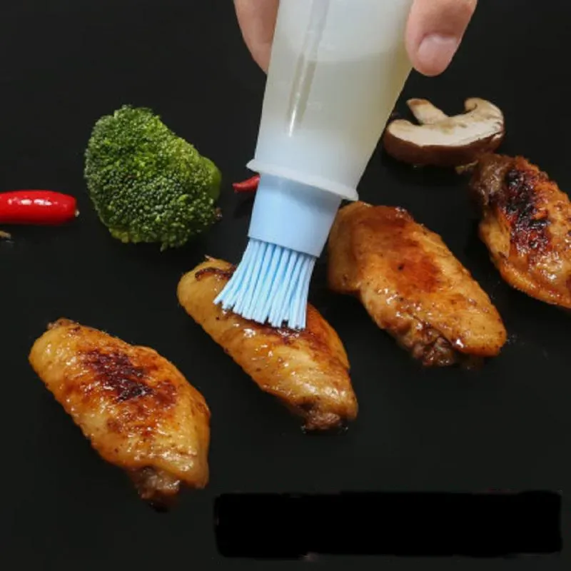 Portable Silicone Oil Bottle With Brush meticulous 2025 - Containers